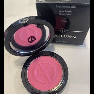Giorgio Armani Luminous Silk Glow Blush  0.12oz/3.6g New With Box